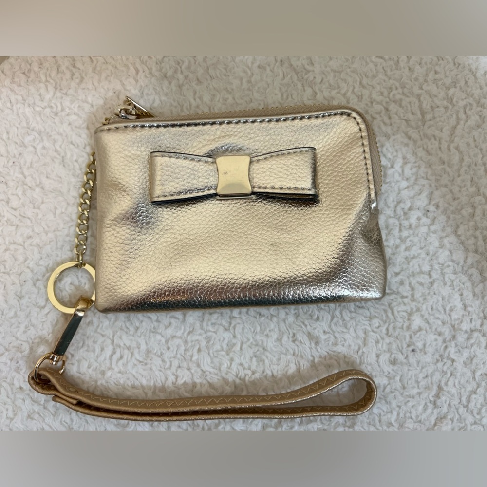 Merona wristlet